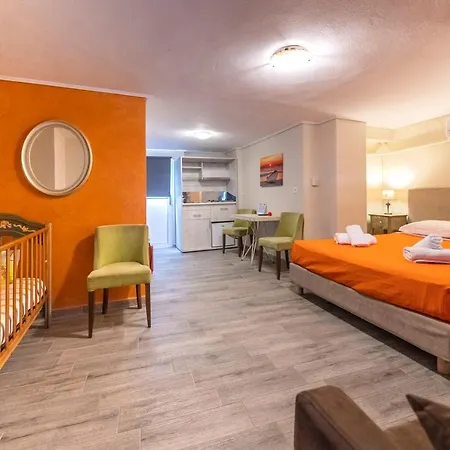 Tina Free Transfer From-to The Airport Aparthotel