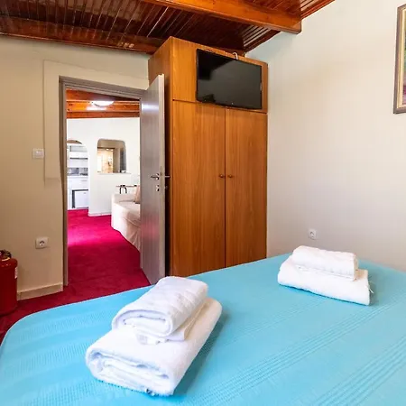 Tina Free Transfer From-to The Airport Aparthotel